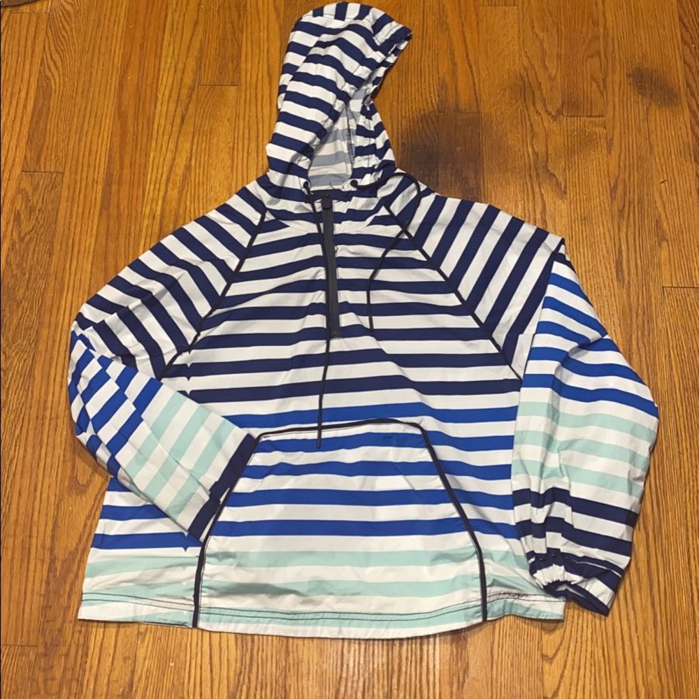 stripped hunter wind breaker/rain coat